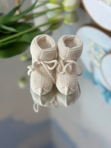 Baby Knit Booties in Natural Beige – PA47 (NB)