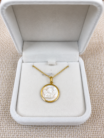 24K Gold-Plated Necklace and Nacar Medallion