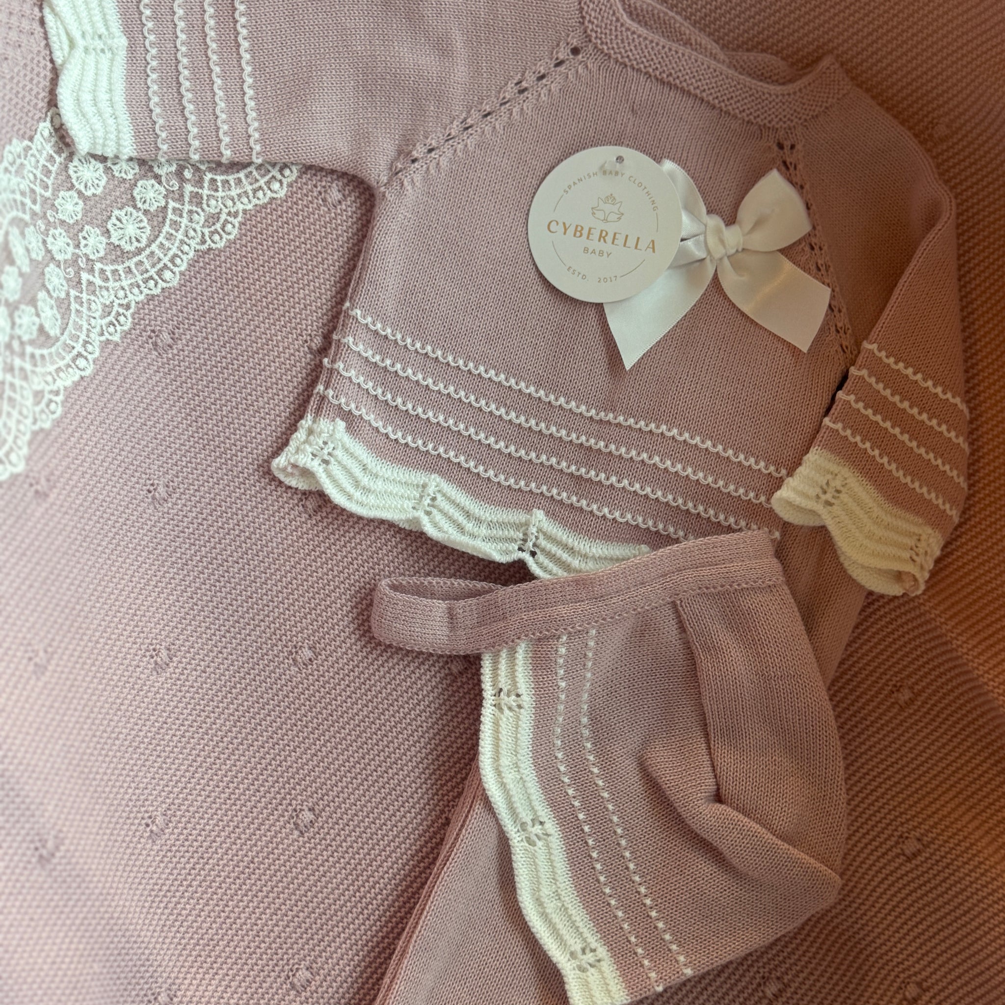 Laced in Love – 3-Piece Knit Baby Set with Vintage-Inspired Trim #C6002