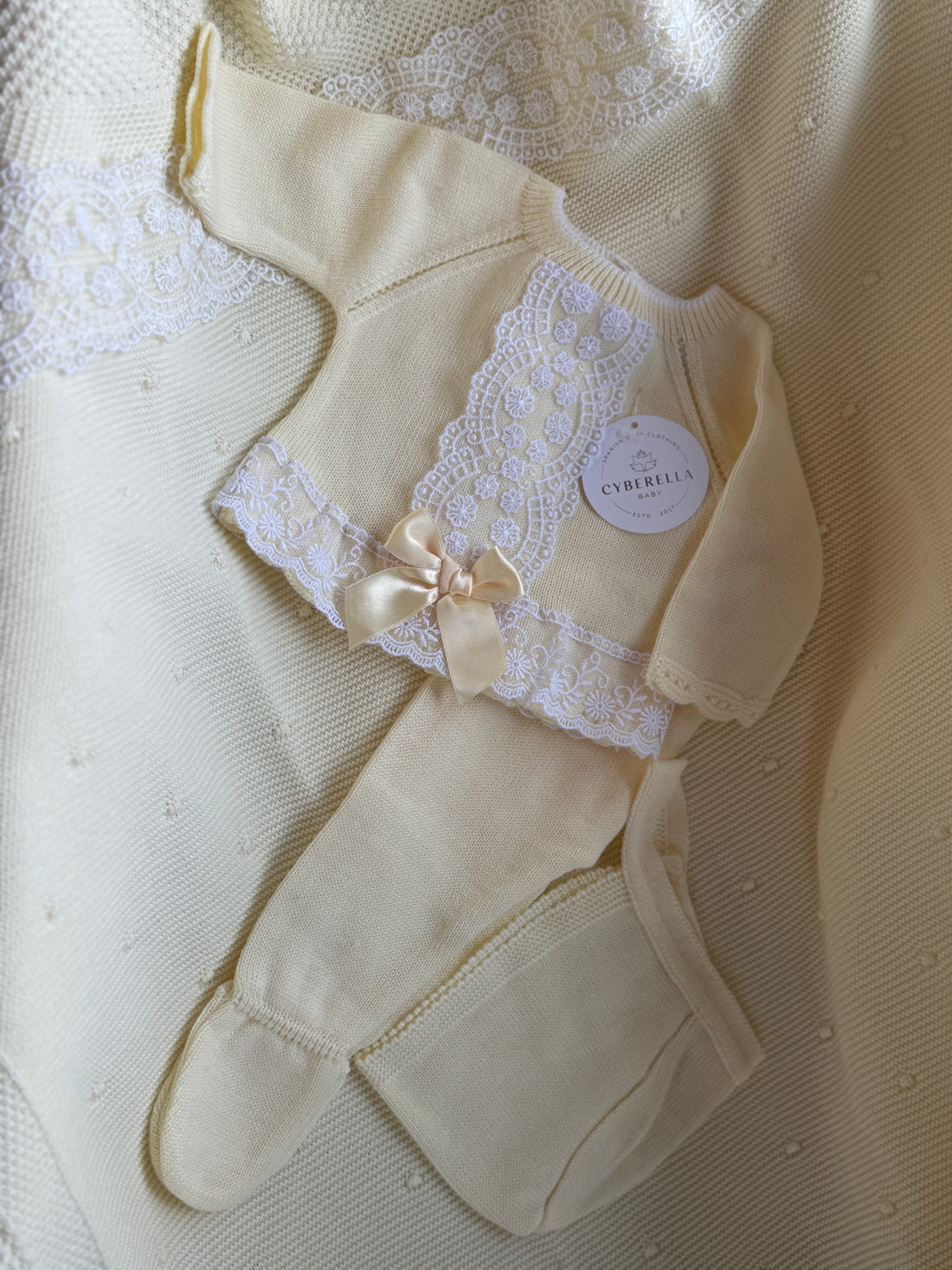 Yellow Grace in Lace – 4-pc Knit Set #C8007