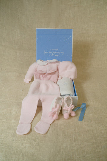 GIFT BOX London Pink,Pima Cotton Smocked Romper Set – Includes Hat, Blanket, Bib, and White Knit Shoes with Pom-Poms