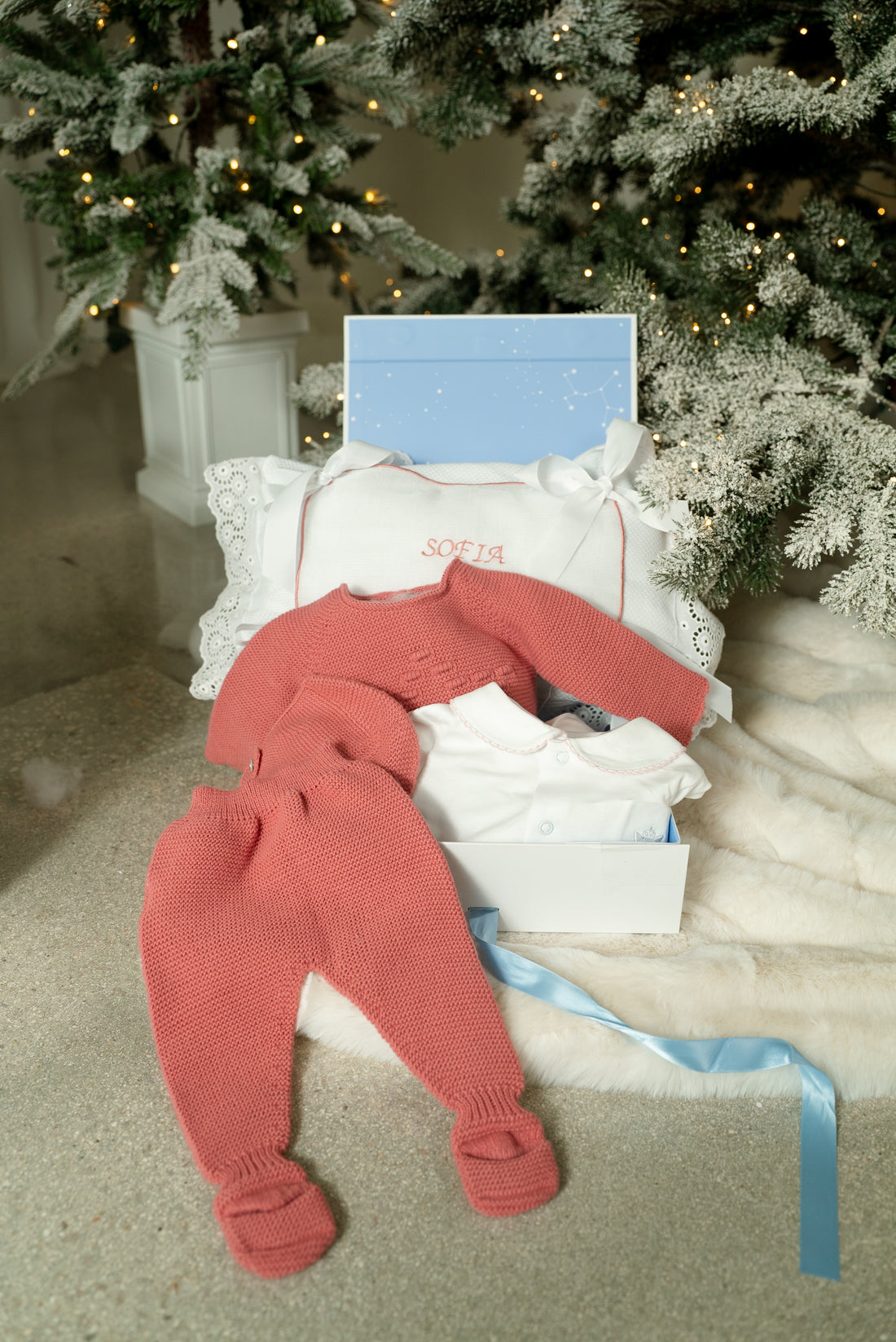 GIFT BOX  Personalized Pillow Star Knit Set with White Pima Cotton Romper – Pink Hand-Embroidered Neckline