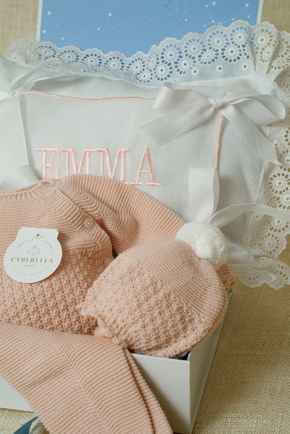 GIFT BOX - Personalized Knit Set – Pink (BIB & Pillow)