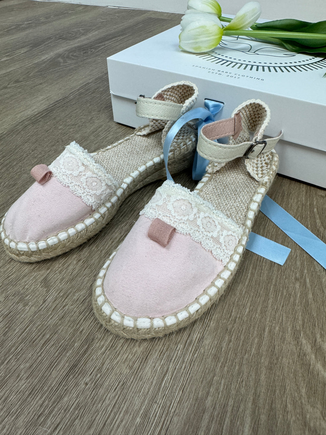 Pink Espadrille with lace
