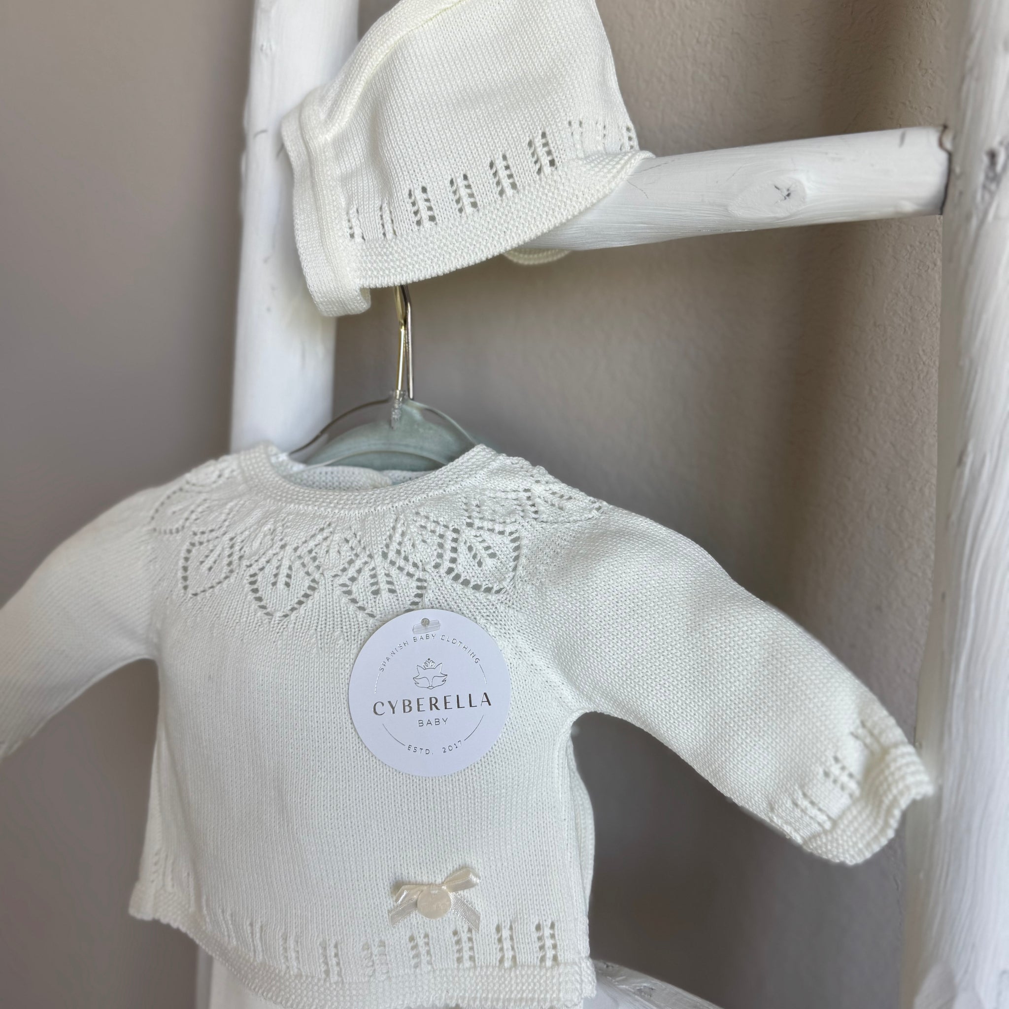 Lullaby Charm Knit Baby Set – 3-Piece Outfit #C4003