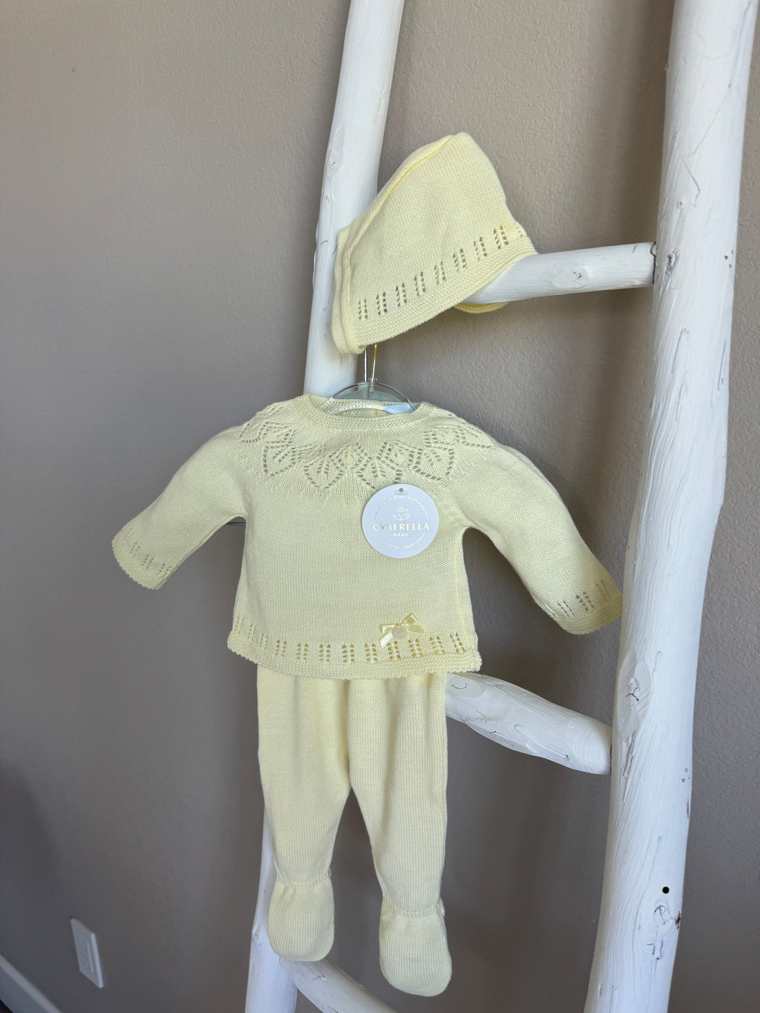 Lullaby Charm Knit Baby Set – 3-Piece Outfit #C4003