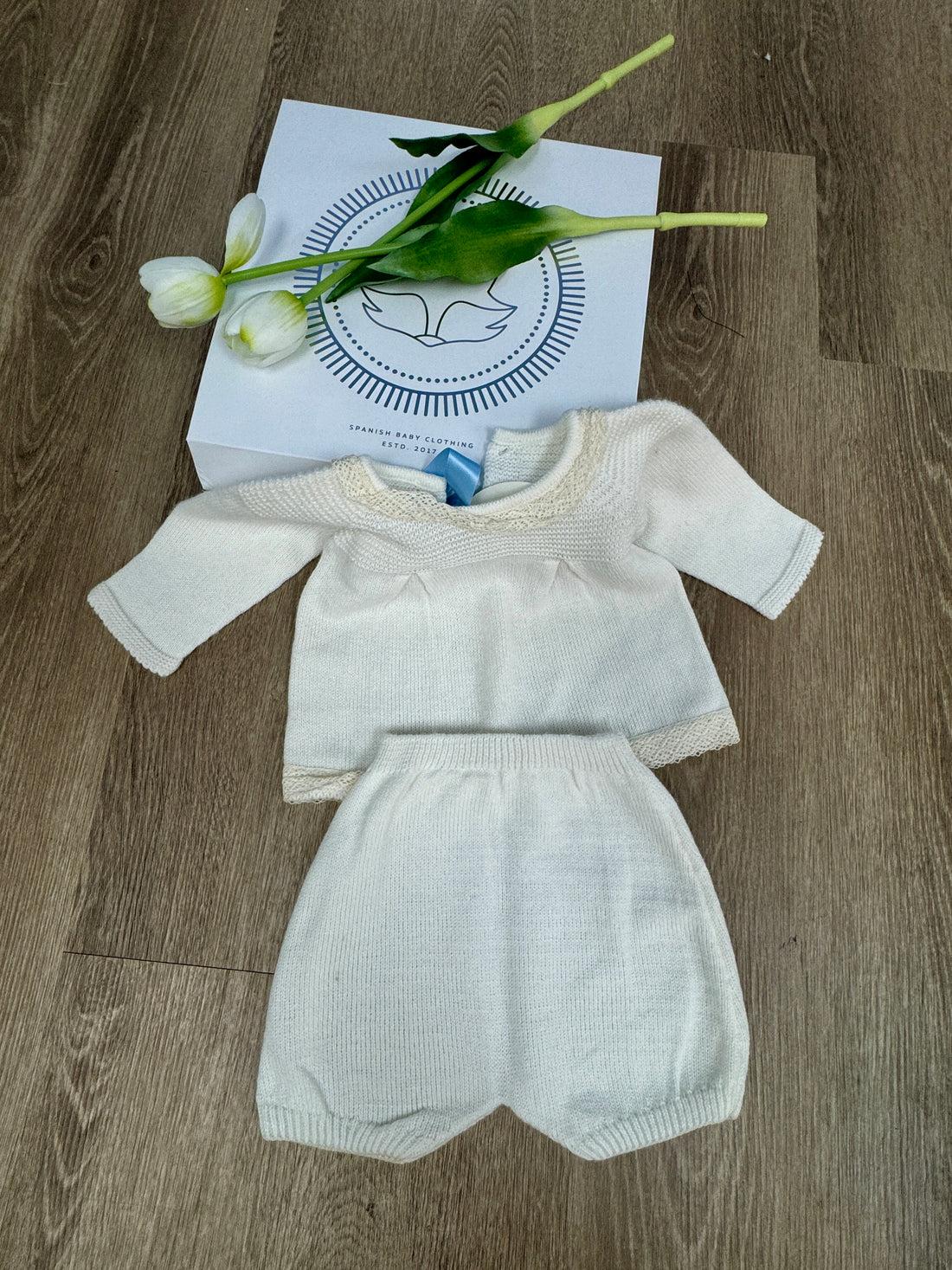 Ivory Knitted Baby Set – Sweater & Bloomers