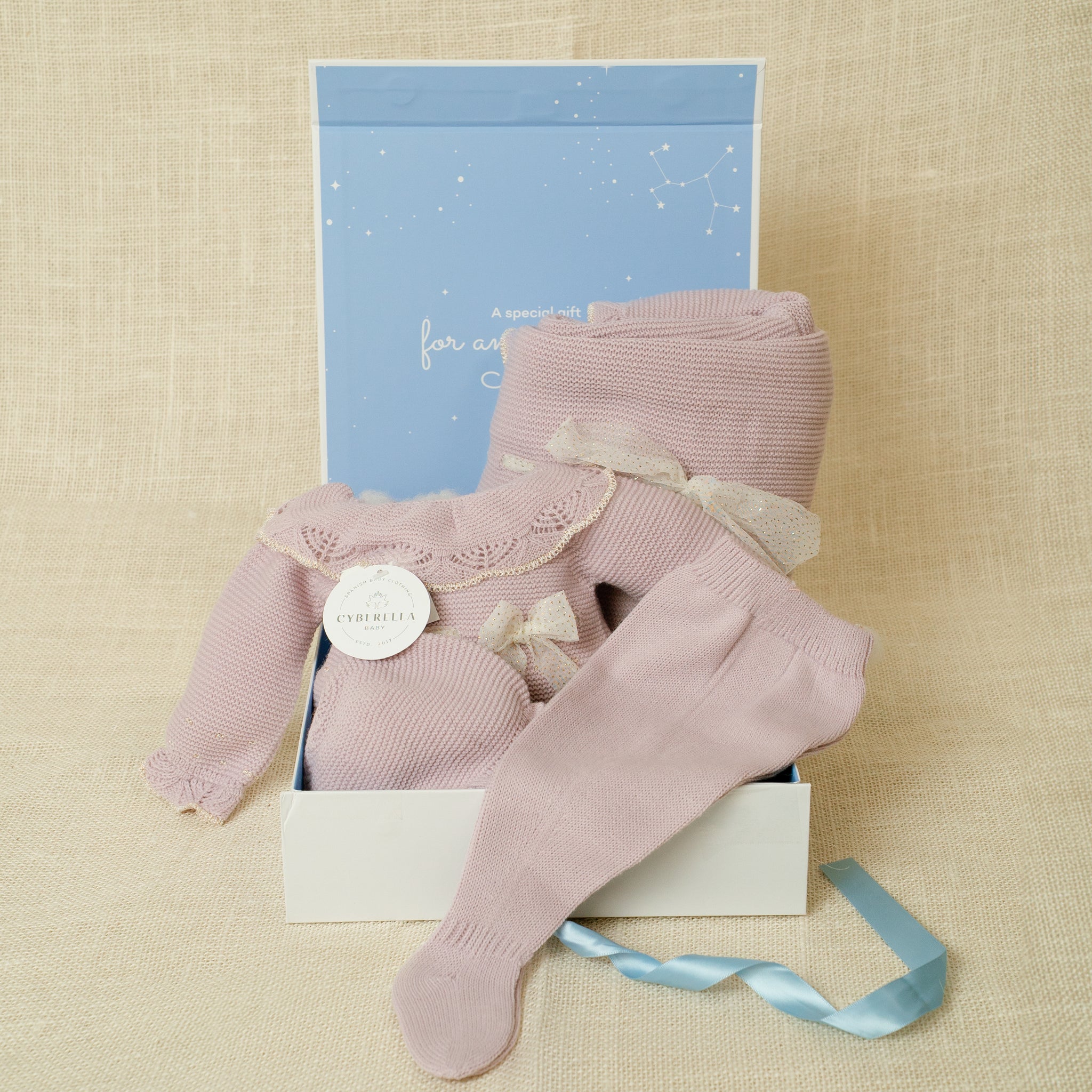 Admirar SET (2 colors AVAILABLE) -  Four Pieces Knitted Outfit for Newborn