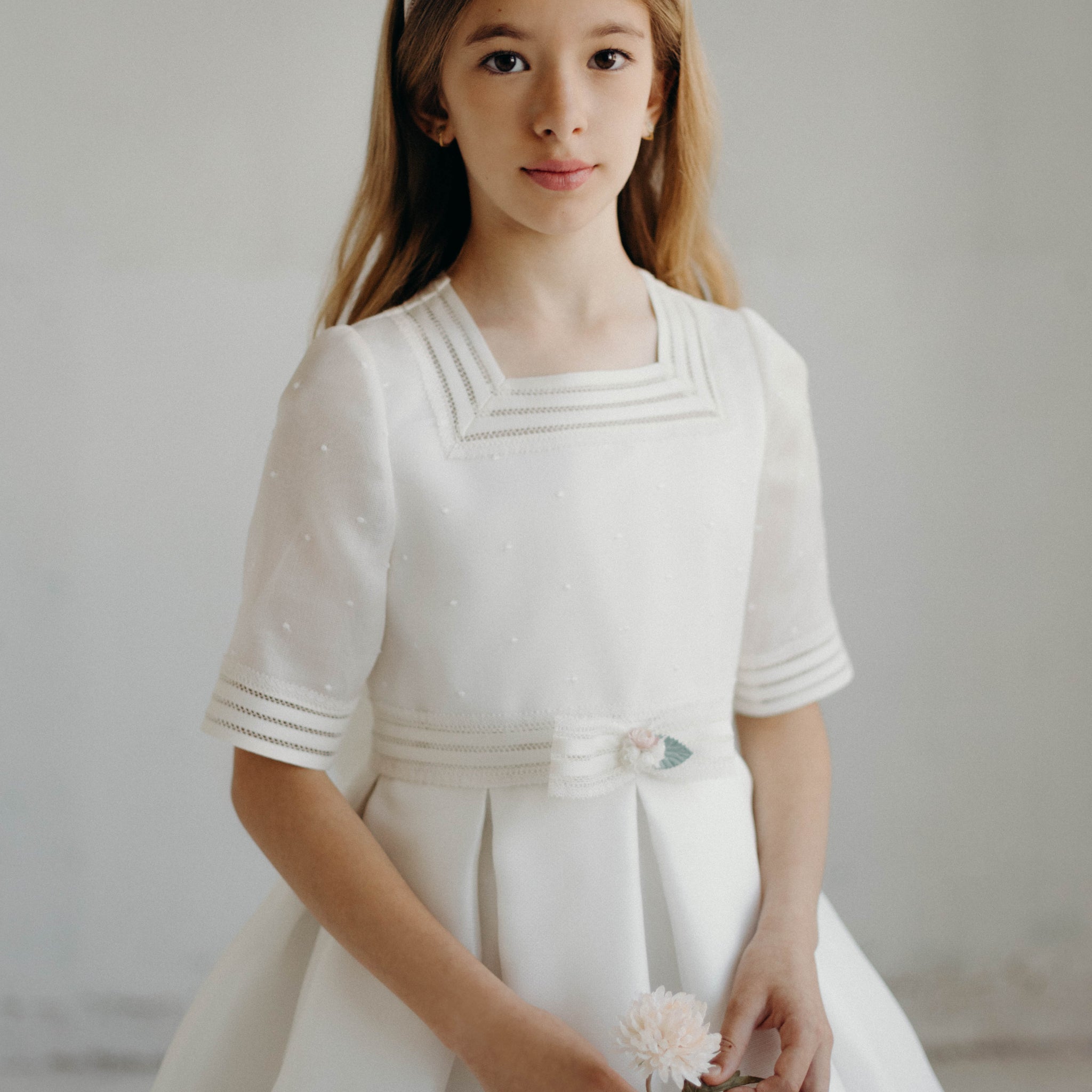 FIRST COMMUNION DRESS MODEL 4304: Classic First Communion Dress